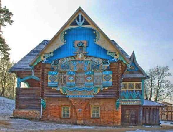Самые красивые резные дома России