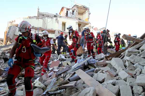 Землетрясение в Италии, 2016