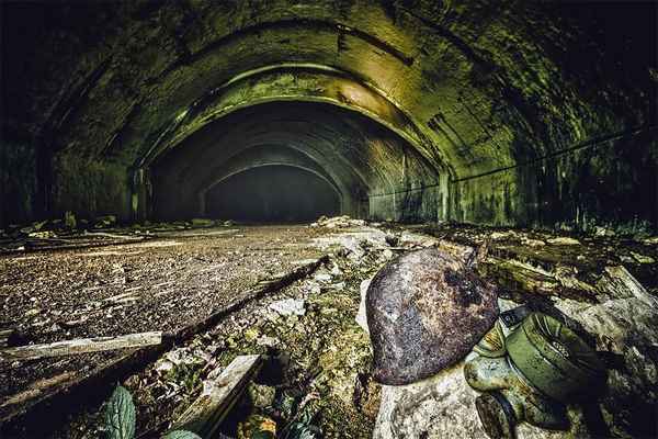 Желява - крупнейшая заброшенная подземная военная авиабаза в Европе  