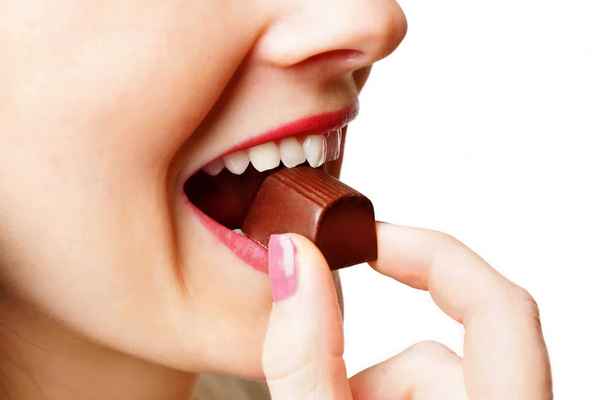 5 «безобидных» продуктов, которые вредят вашим зубам  