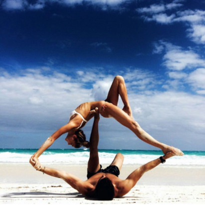 Как практика йоги влияет на отношения и уверенность в себе?  