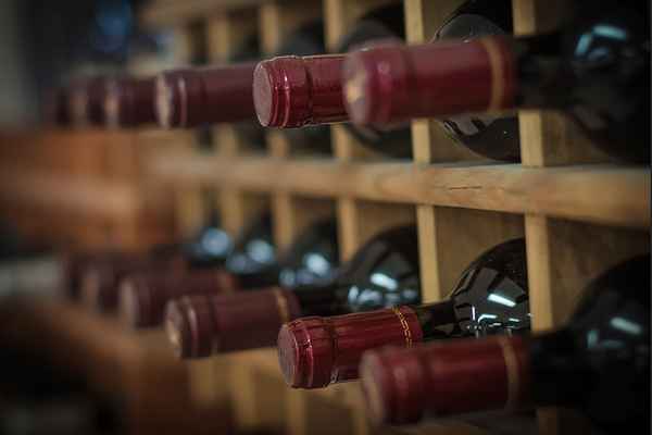 7 способов проверить качество вина  